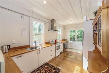 Oke Bay Lodge - Rawhiti