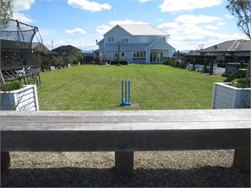 Fabulous large Bethlehem family home with pool - Tauranga