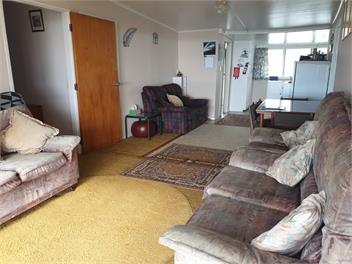 Ngawi Coastal Kiwi Bach - Ngawi