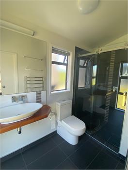 Sunny open plan - Taupo