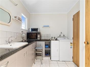 Lake House and Studio (Bachcare) - Lake Rotoiti