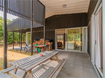The Golden Hideaway (Bachcare) - Matarangi