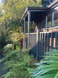 "Slice of Paradise"- Modern Colonial Styled holiday home - Akaroa