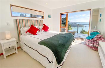 Te Koha: Luxury hillside beach residence @ Te Ngaere Bay - kaeo