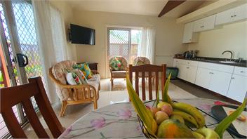 Iro's Beach House: Titikaveka RAROTONGA - Rarotonga