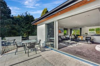 Nelson Beachfront Luxury Apartment - Nelson