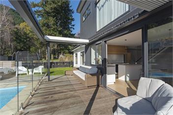 Marsden Escape - Views, Spa and Swimming Pool - Nelson