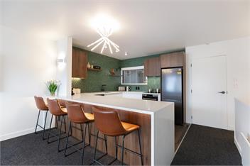 TĀHUNA LAKEFRONT LUXURY - Queenstown