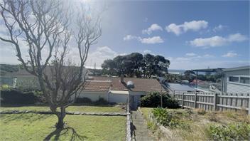 Ocean Paradise Retreat: Unwind at Waipu Cove Beach - Whangarei