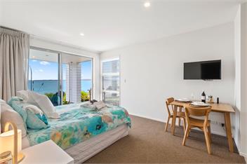 Maraetai Couples Retreat (Bachcare) - Auckland