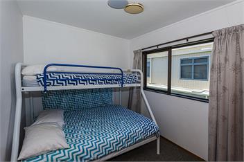 High Water Beach House, Absolute Beachfront - Whangarei