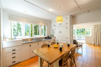 Nikau Cottage (Bachcare) - Waiheke Island