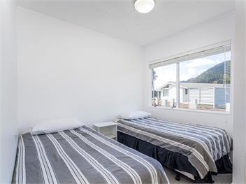 Retreat by the Beach (Bachcare) - Pauanui