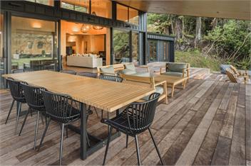 Lakefront Luxury at Okere Falls Lake Rotoiti - Rotorua