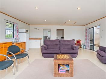 Family Tides Retreat (Bachcare) - Coromandel