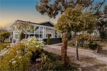 19 Broadway  - Martinborough