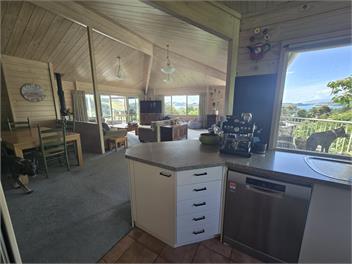 180 Degree Ocean Views -