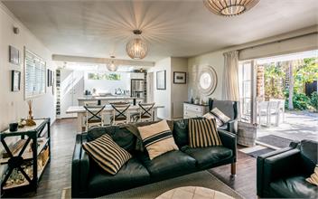 ONEROA SUMMERHUS : Coast and Country - Waiheke Island