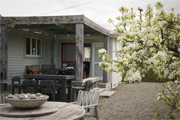 Broadway - Martinborough