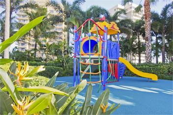 Chevron Renaissance - surfers paradise