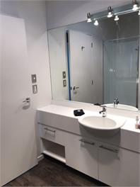 A Home Away from Home by Hagley Park - Christchurch