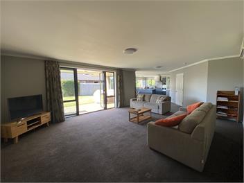 Wanaka Family Retreat (Free WiFi) - Wanaka