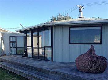 Kiwiana Bach (Bachcare) - Ocean Beach