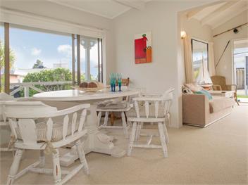 Best at The Beach (Bachcare) - Whangamata