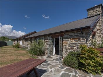 Modern Cottage Charm (Bachcare) - Albert Town