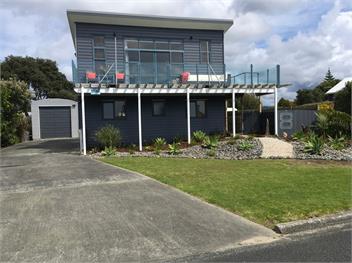 Oceans 8 (Bachcare) - Mangawhai Heads
