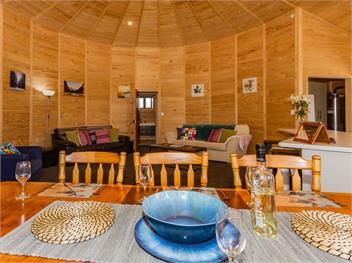 The Snowglobe (Bachcare) - Ohakune