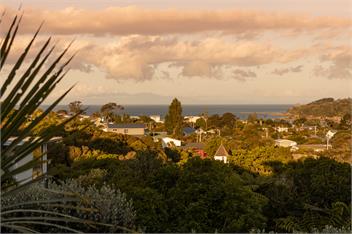 Church Bay Escape - Apartment Three - Waiheke Island 1081