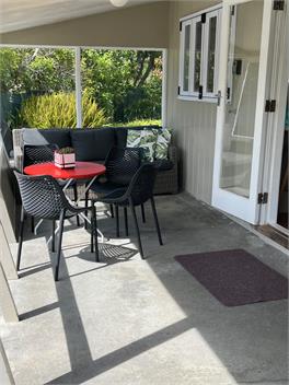 Holiday on Henare, Olde Beach Waikanae. - Waikanae