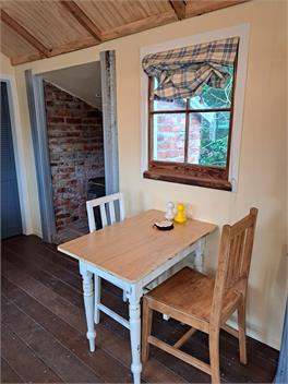 Plum Cottage - Windwhistle