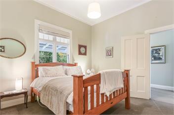Fantail House Kaiuma Bay (Bachcare) - Havelock