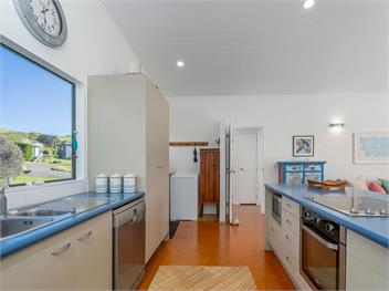 Wai Whare (Bachcare) - Whitianga