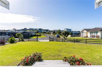 Mangawhai Heads Hole In One Family Fun! - Mangawhai Heads