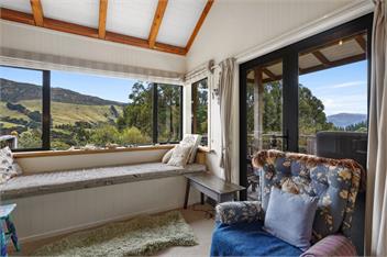 Karearea Cottage (Bachcare) - Purau