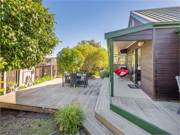 Beaumont Beach Retreat (Bachcare) - Pauanui