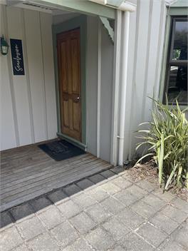Seaclusion - Great Water Views, Wonderful for Large Families & Groups - Akaroa
