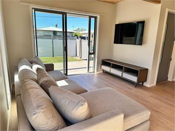 Taradale Gem - Sylish 3-Bed Home in Taradale - Napier