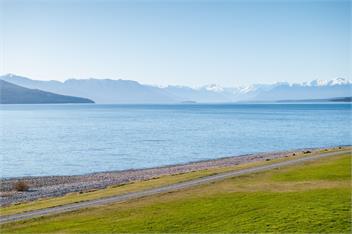 The Tranquil Edge (Bachcare) - Te Anau