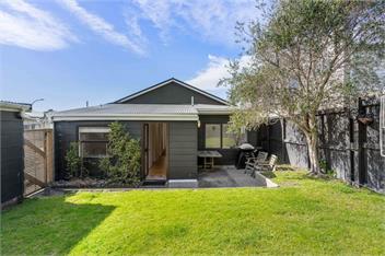 Reserve View Retreat (Bachcare) - Waihi Beach