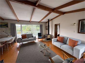 Walking distance to the lake - Taupo