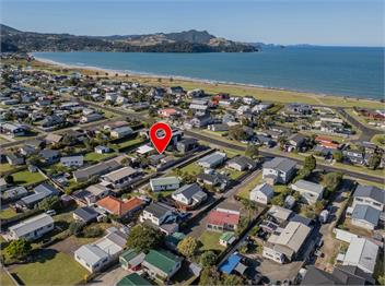 The Retro Shack (Bachcare) - Whitianga