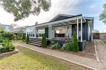 19 Broadway  - Martinborough