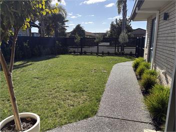 Quiet Family Home with Stunning Papamoa Hills Views -