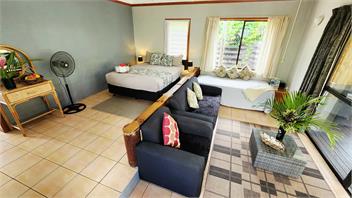 Sunset Palms Rarotonga - Beach Bungalow -