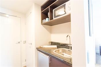 Alpine Village - Lake Edge Apartment B - Queenstown