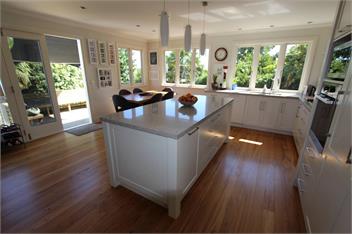 Central Nelson Villa - nelson